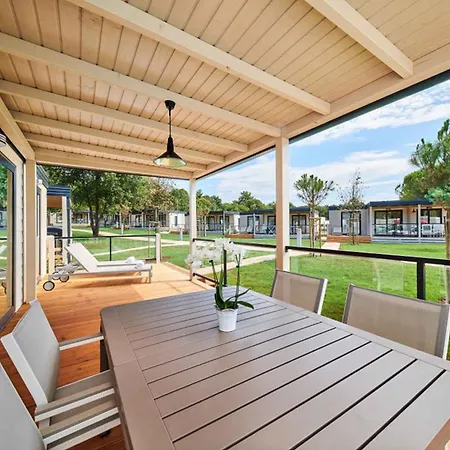 假日公园 Mobile With Pool In Umag-istrien 50063 乌马格
